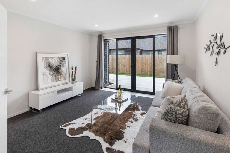 Photo of property in 26 Rose Leigh Drive, Cambridge, 3434