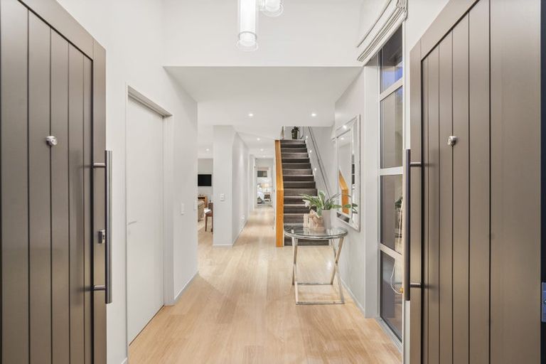 Photo of property in 2a Rushden Terrace, Red Beach, 0932