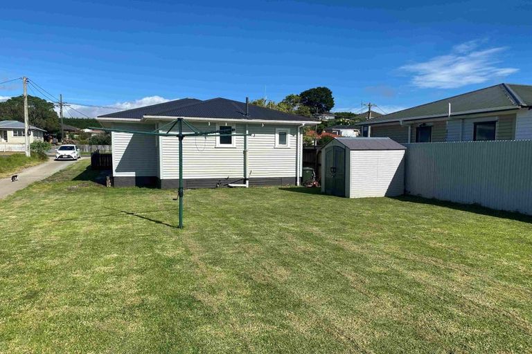Photo of property in 10 Pukemiro Road, Te Kamo, Whangarei, 0112