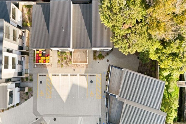 Photo of property in 14/4 Tawhai Street, Stokes Valley, Lower Hutt, 5019