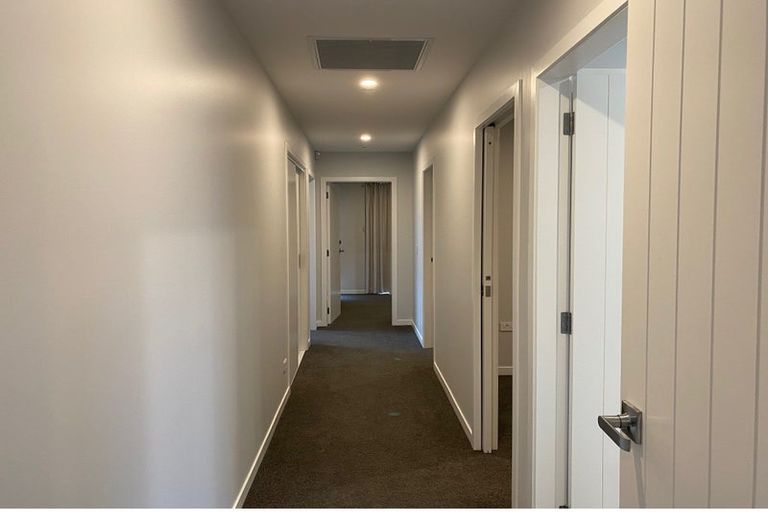 Photo of property in 12 Topsail Way, Whitby, Porirua, 5024