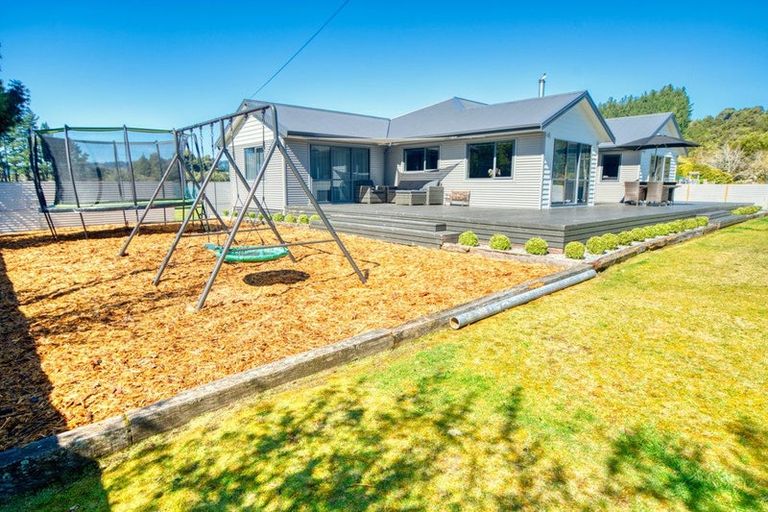 Photo of property in 22-24 Golf Links Road, Kaiata, Greymouth, 7805