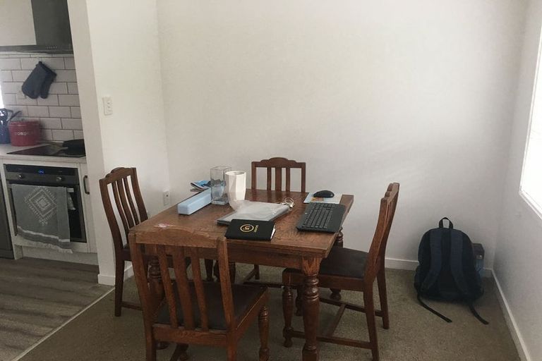 Photo of property in 4 Downing Street, Crofton Downs, Wellington, 6035