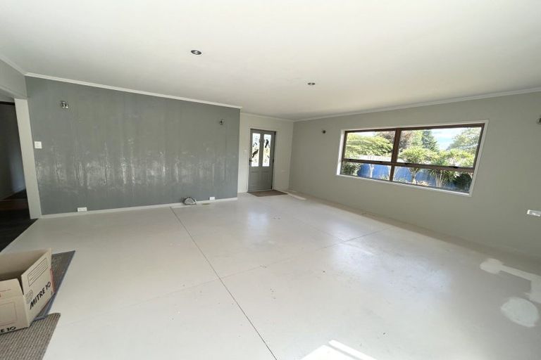 Photo of property in 76 Aotea Crescent, Tokoroa, 3420
