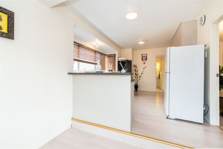 Photo of property in 12a Rosier Road, Glen Eden, Auckland, 0602