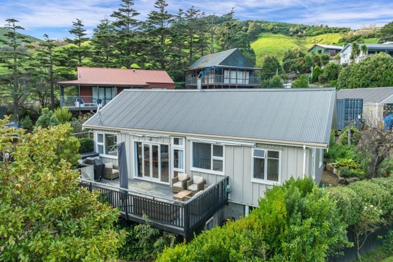 Photo of property in 11 Haywards Lane, Duvauchelle, 7581