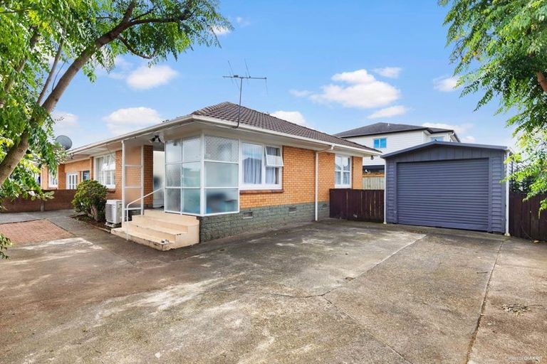 Photo of property in 1/108a Carruth Road, Papatoetoe, Auckland, 2025