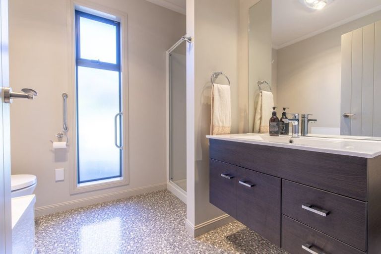 Photo of property in 11 Apatu Place, Waipukurau, 4200