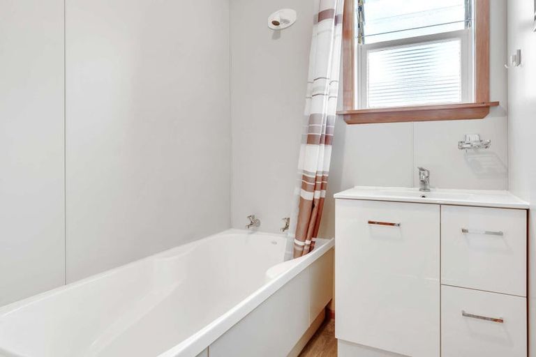 Photo of property in 14 Tarena Street, Mamaku, 3020