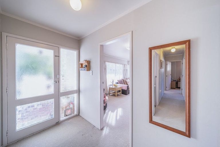 Photo of property in 29 Matipo Crescent, Pukete, Hamilton, 3200