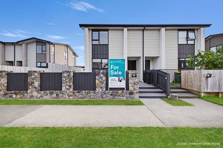 Photo of property in 15 Discovery Place, Marfell, New Plymouth, 4310