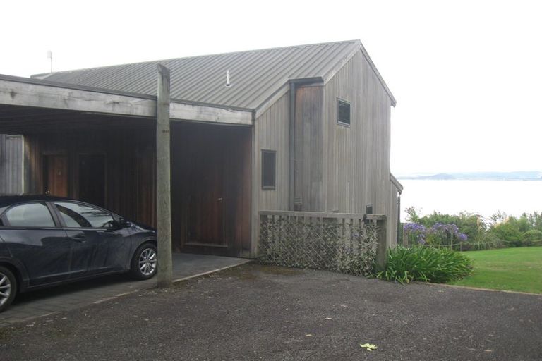 Photo of property in 88 Pukawa Road, Pukawa Bay, Turangi, 3381