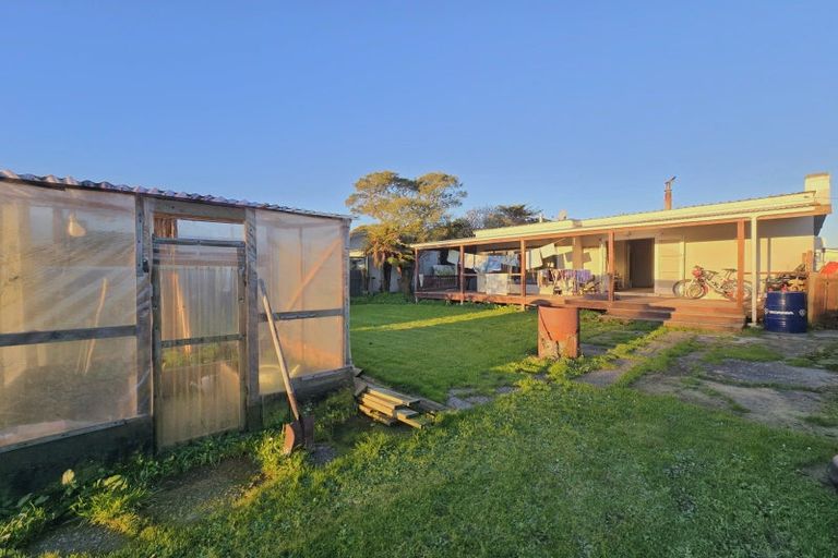 Photo of property in 19 Hoffman Street, Hokitika, 7810