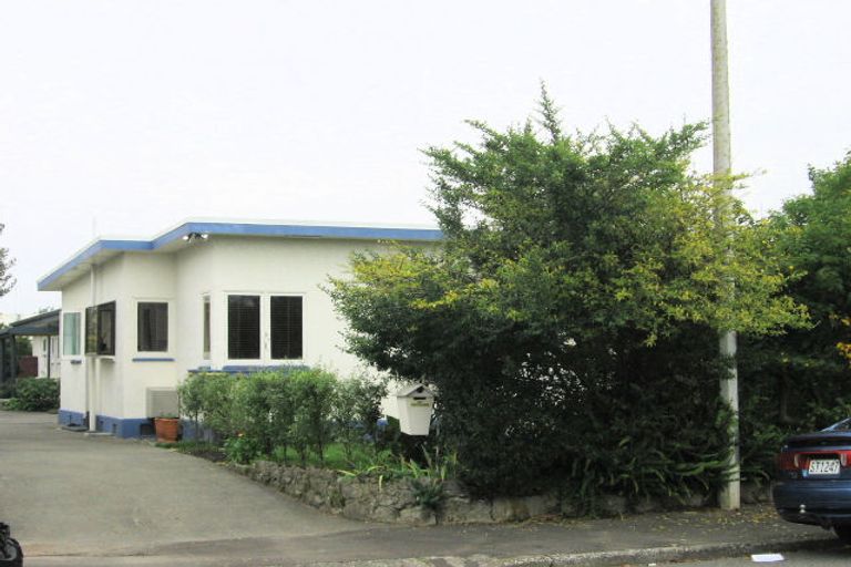 Photo of property in 39 Cassino Crescent, Onekawa, Napier, 4110