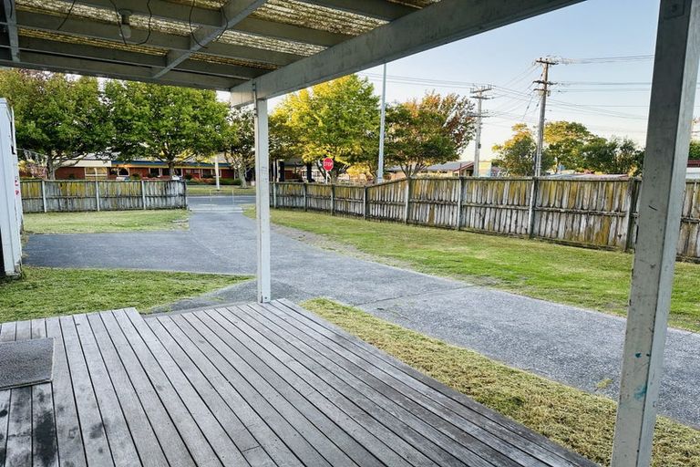 Photo of property in 57 Rathgar Road, Henderson, Auckland, 0610