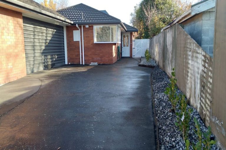 Photo of property in 4 Solway Avenue, Ilam, Christchurch, 8041