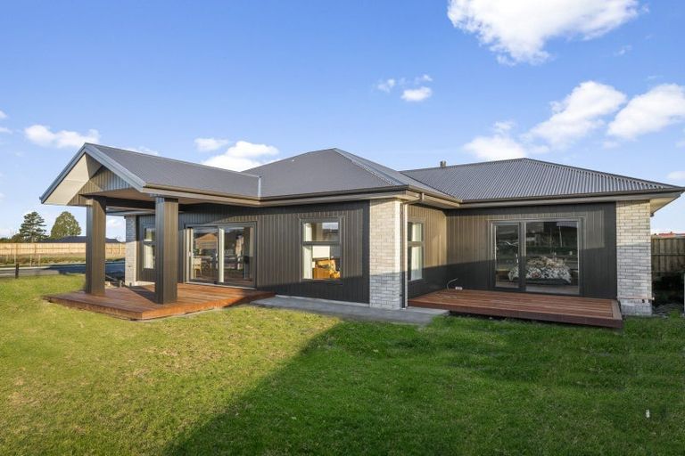 Photo of property in 53b Greig Crescent, Amberley, 7481