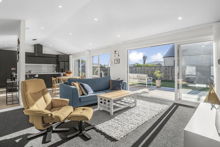 Photo of property in 9 Peony Drive, Greytown, 5712