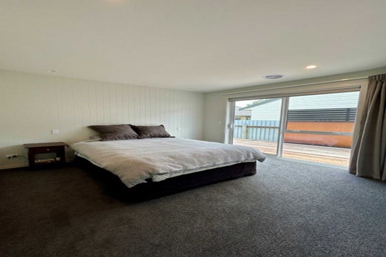 Photo of property in 50 Pahiatua Street, Hokowhitu, Palmerston North, 4410