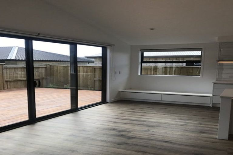 Photo of property in 18 Mida Close, Papamoa Beach, Papamoa, 3118
