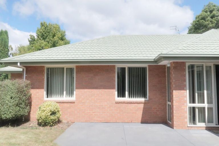 Photo of property in 55 Springwater Avenue, Northwood, Christchurch, 8051