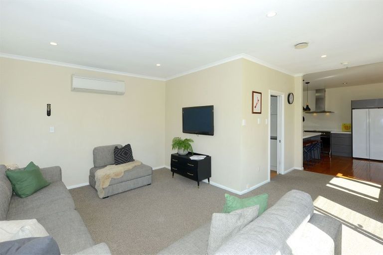 Photo of property in 68 Searells Road, Strowan, Christchurch, 8052