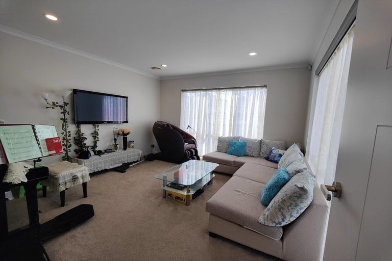 Photo of property in 27 Horsefields Drive, Flat Bush, Auckland, 2019