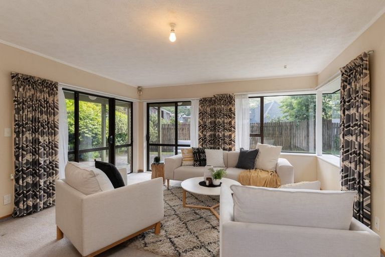 Photo of property in 46 Burbank Crescent, Churton Park, Wellington, 6037