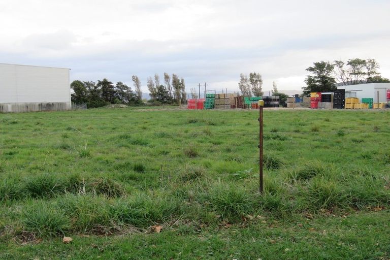Photo of property in 54 Main Road North, Geraldine, 7992