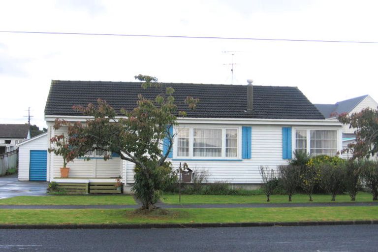 Photo of property in 17a Fitzroy Street, Papatoetoe, Auckland, 2104