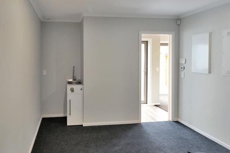 Photo of property in 38 Nile Street, Waterloo, Lower Hutt, 5011