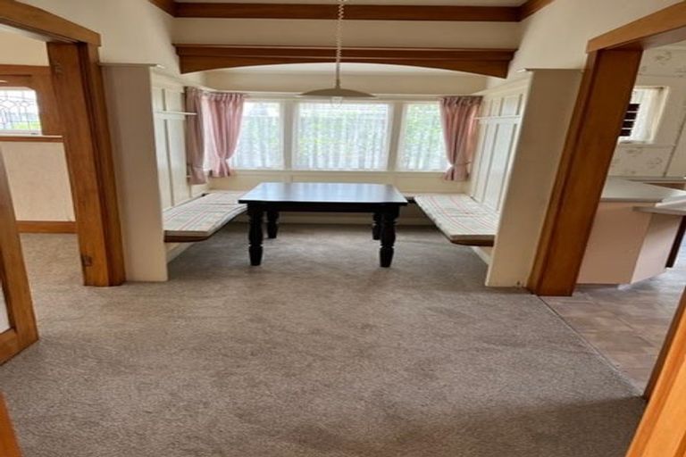 Photo of property in 297 The Parade, Island Bay, Wellington, 6023