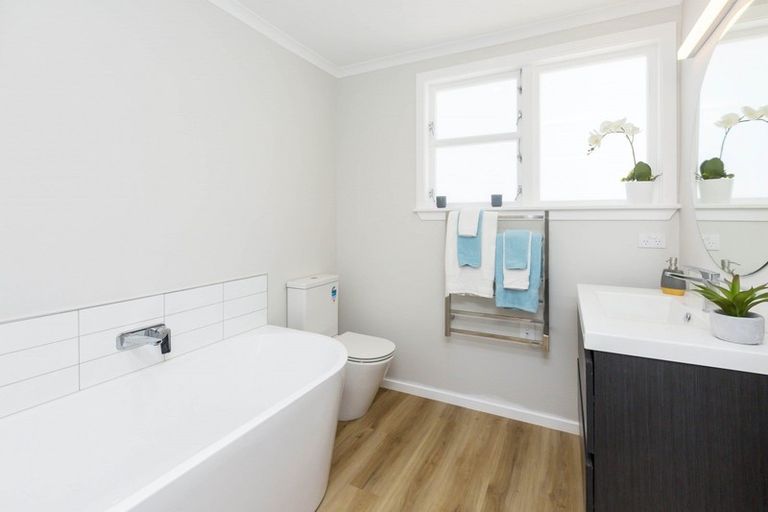 Photo of property in 5a Moonshine Road, Trentham, Upper Hutt, 5018