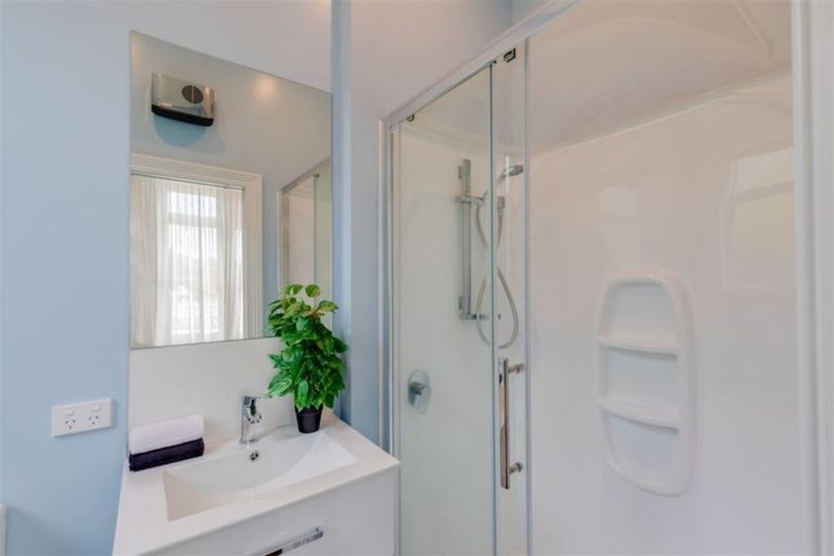 Photo of property in 12 Elizabeth Street, Riccarton, Christchurch, 8011