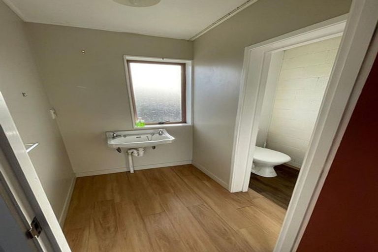 Photo of property in 1/382 Main Road North, Bay View, Napier, 4104