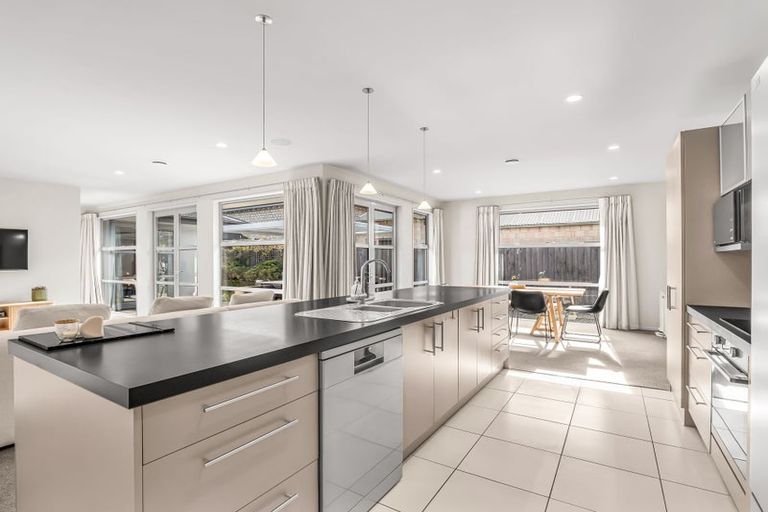 Photo of property in 4 Richard Seddon Drive, Northwood, Christchurch, 8051