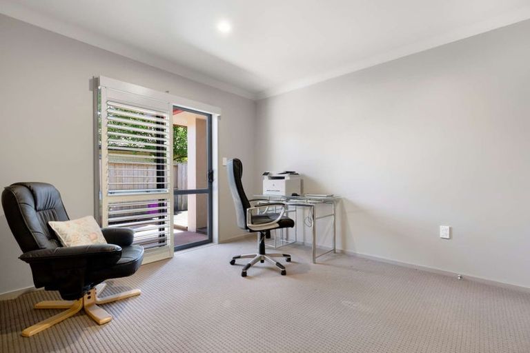 Photo of property in 36 Gibson Place, Papamoa Beach, Papamoa, 3118