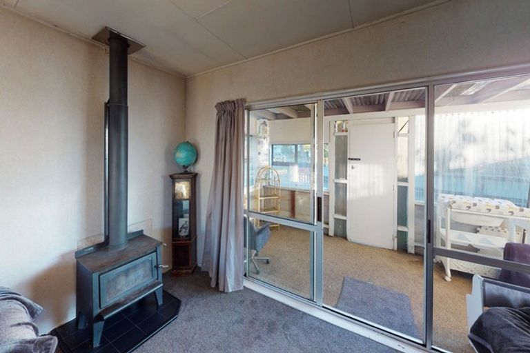 Photo of property in 20 Grenville Street, Levin, 5510