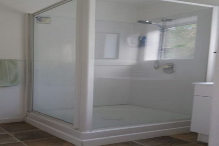 Photo of property in 51 Pembroke Road, Northland, Wellington, 6012