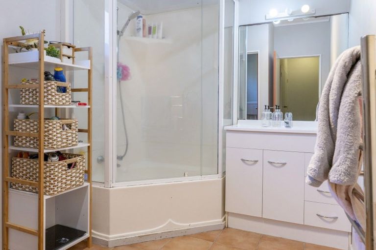 Photo of property in 1/160 Acacia Heights Drive, Acacia Bay, Taupo, 3385