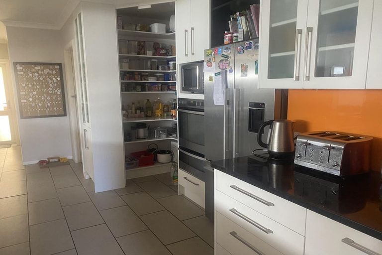 Photo of property in 4 Iris Grove, Trentham, Upper Hutt, 5018
