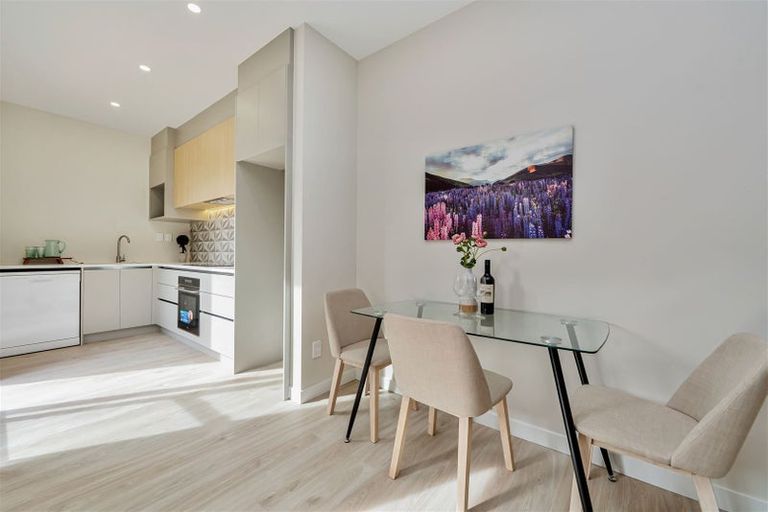 Photo of property in 17 Horokaka Street, Massey, Auckland, 0614