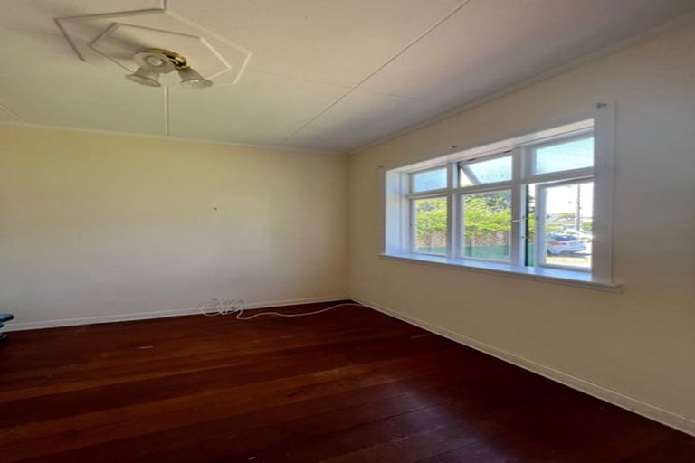 Photo of property in 15 Patrick Street, Petone, Lower Hutt, 5012
