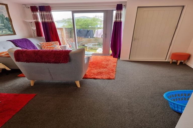 Photo of property in 24u9 Princess Terrace, Newtown, Wellington, 6021