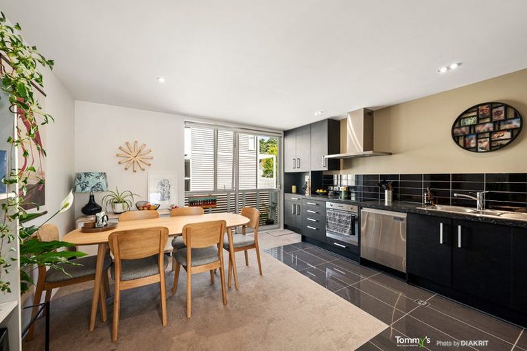 Photo of property in 26u2 Wright Street, Mount Cook, Wellington, 6021