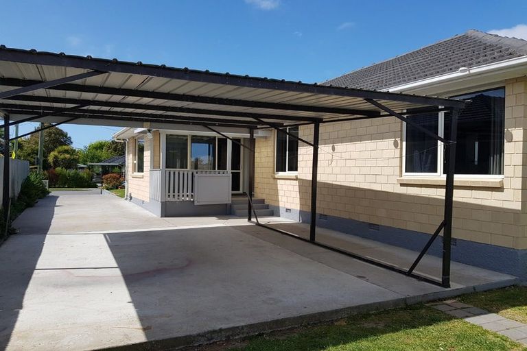 Photo of property in 9 Pembroke Street, Avondale, Christchurch, 8061