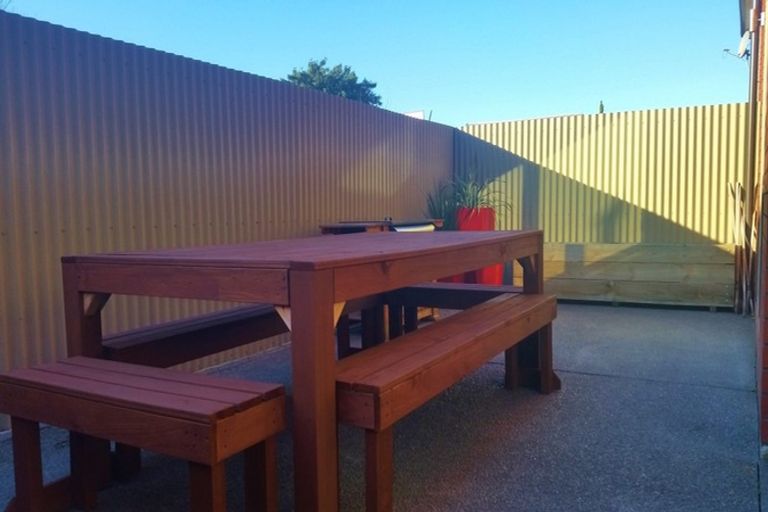 Photo of property in 382c Selwyn Street, Addington, Christchurch, 8024