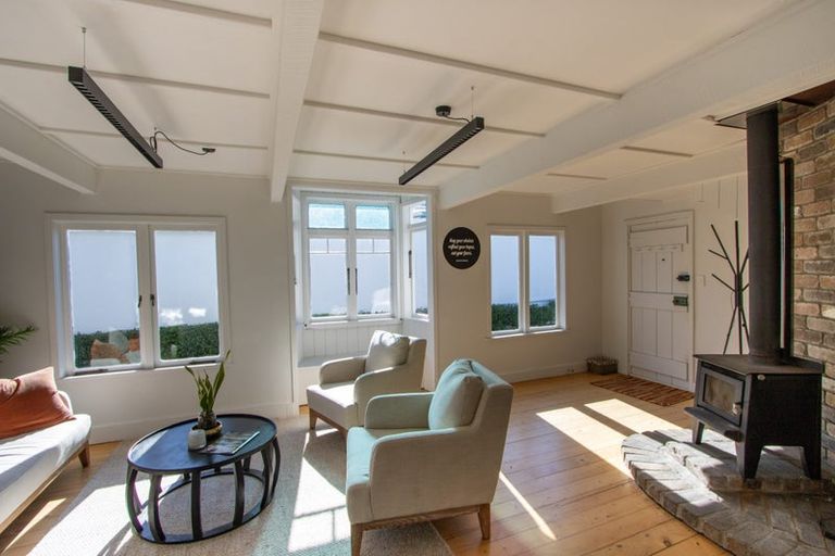 Photo of property in 2/249 Dairy Flat Highway, Albany, Auckland, 0632