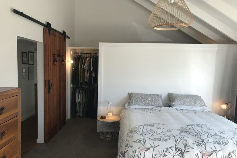 Photo of property in 69 Lipscombe Crescent, Havelock North, 4130