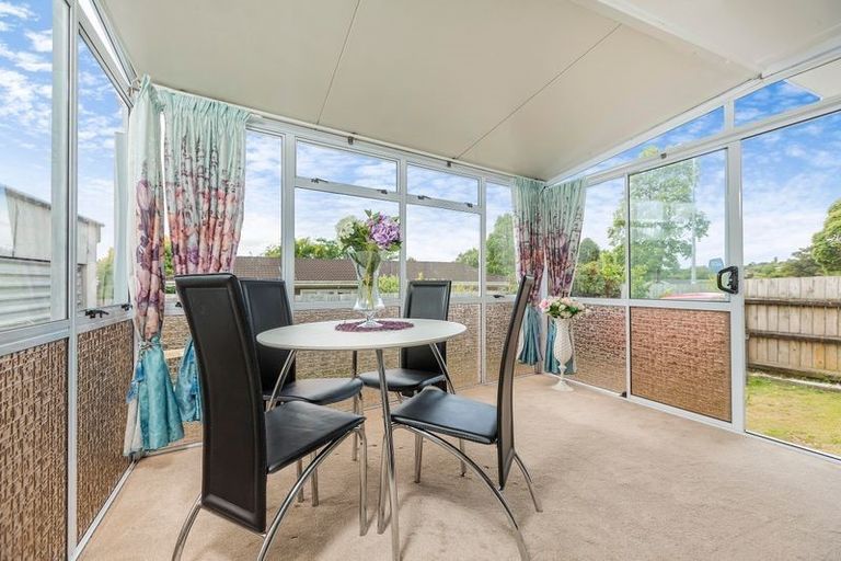 Photo of property in 2/349 Pakuranga Road, Pakuranga Heights, Auckland, 2010
